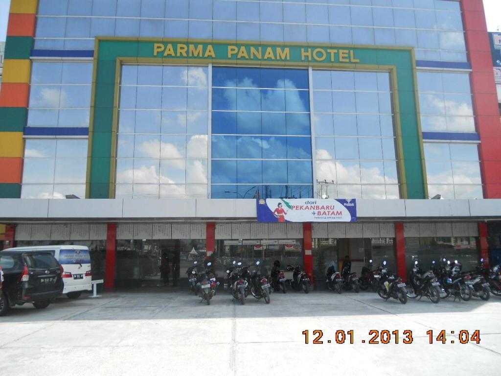 Parma Panam Hotel Pekanbaru Ngoại thất bức ảnh