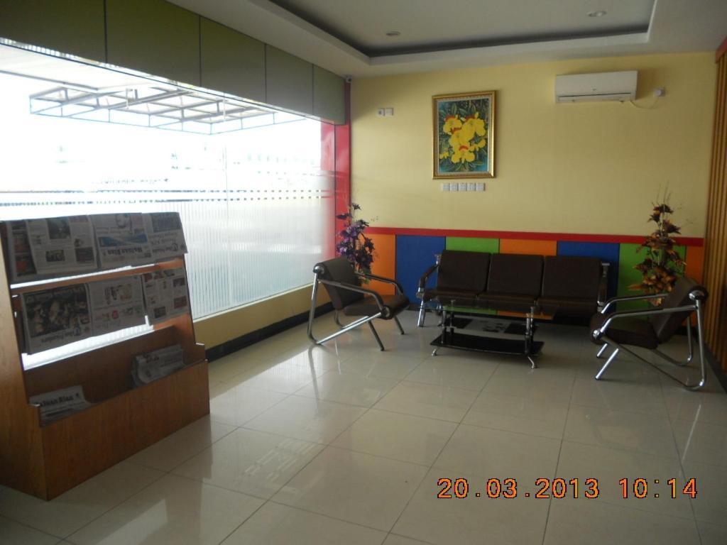 Parma Panam Hotel Pekanbaru Ngoại thất bức ảnh